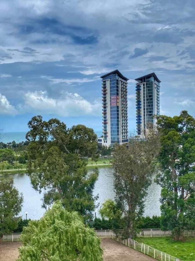 Apartment Dolphin Batumi Luaran gambar