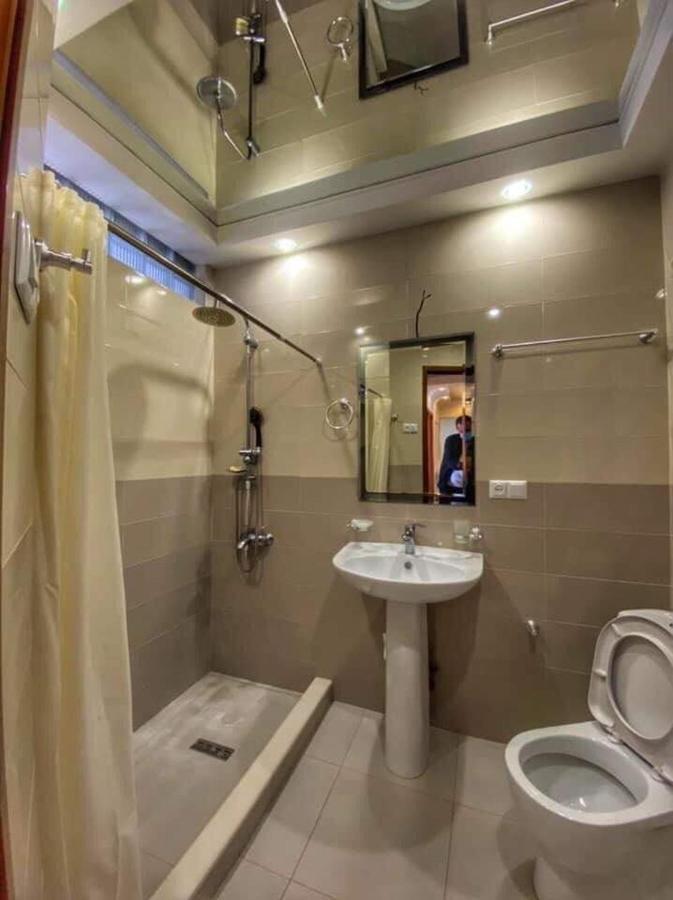 Apartment Dolphin Batumi Luaran gambar