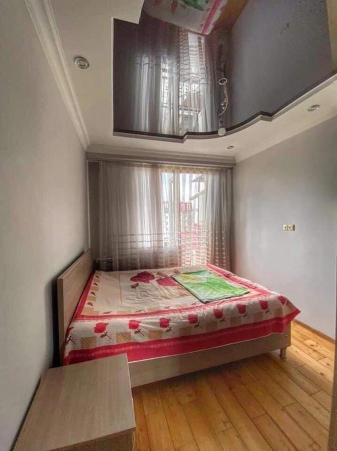 Apartment Dolphin Batumi Luaran gambar