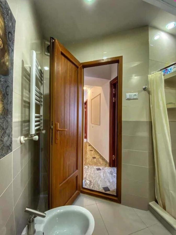 Apartment Dolphin Batumi Luaran gambar