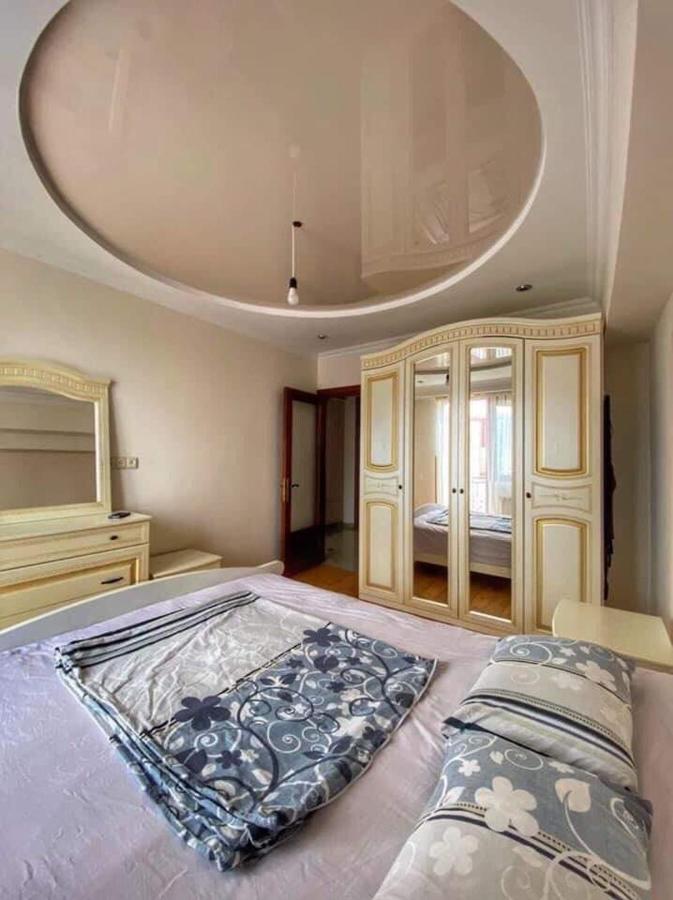 Apartment Dolphin Batumi Luaran gambar